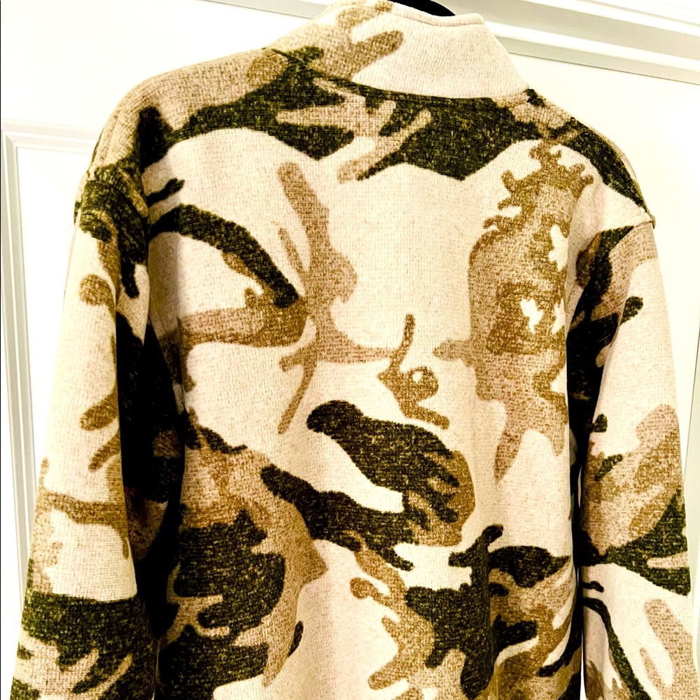 NWOT Cabela’s Fleece Camo Jacket - Picture 8 of 9
